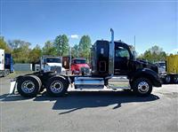 2025 Kenworth T880