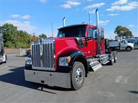 2025 Kenworth W990