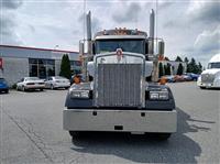 2025 Kenworth W900L