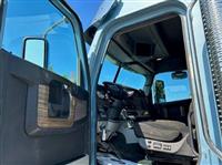 2015 Freightliner CORONADO 122 SD