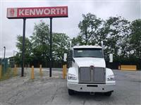 2025 Kenworth T880