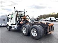 2010 Mack PINNACLE CHU613