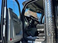 2019 Kenworth T880