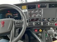 2024 Kenworth T880