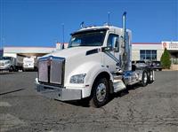 2025 Kenworth T880