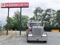 2021 Kenworth W900