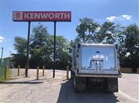 2025 Kenworth T880