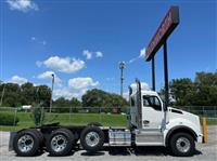 2025 Kenworth T880