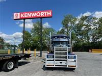 2022 Kenworth W900L