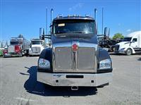 2025 Kenworth T880