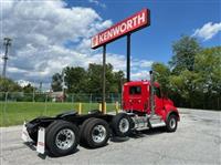 2025 Kenworth T880