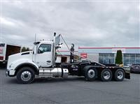 2024 Kenworth T880