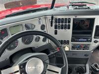 2011 Mack PINNACLE CXU613