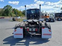 2025 Kenworth T880