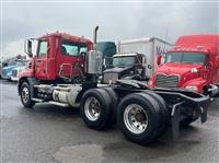 2011 Mack PINNACLE CXU613