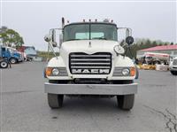 2005 Mack GRANITE CV713