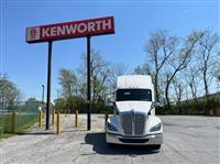 2025 Kenworth T680