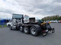 2024 Kenworth T880