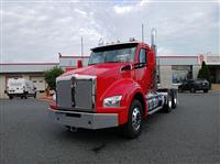 2025 Kenworth T880