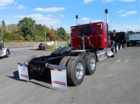 2025 Kenworth W990