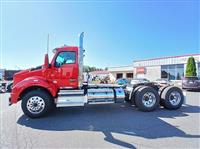 2025 Kenworth T880