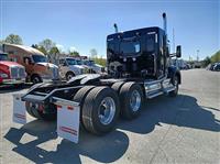 2025 Kenworth T880