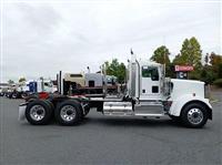 2025 Kenworth W900L