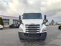 2020 Freightliner CASCADIA 126