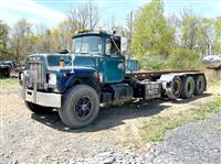 1985 Mack RD686SX