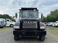 2017 Mack GRANITE GU713