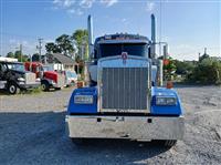 2025 Kenworth W900L