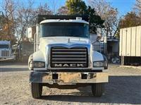 2012 Mack GRANITE GU713