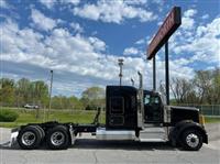 2025 Kenworth W900L