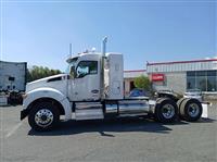 2025 Kenworth T880