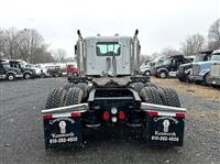 2007 Freightliner FLD120