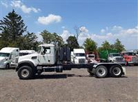 2008 Mack GRANITE GU713