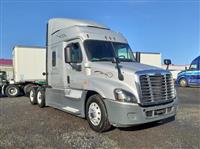 2016 Freightliner CASCADIA 125