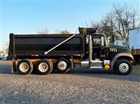 2017 Mack GRANITE GU713