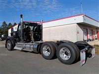 2025 Kenworth W990