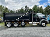 2016 Mack GRANITE GU713