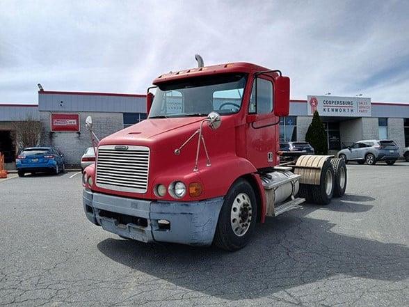 2003 Freightliner CENTURY 112