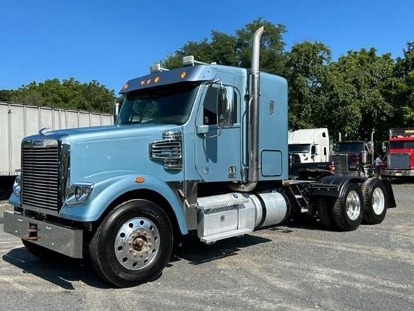 2015 Freightliner CORONADO 122 SD