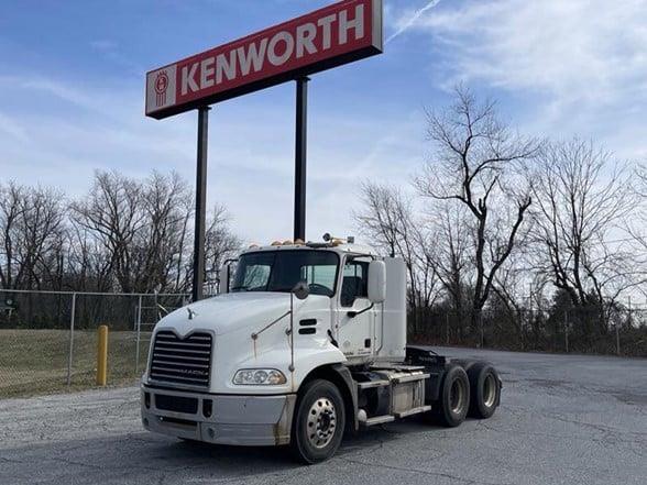 2013 Mack PINNACLE CXU613