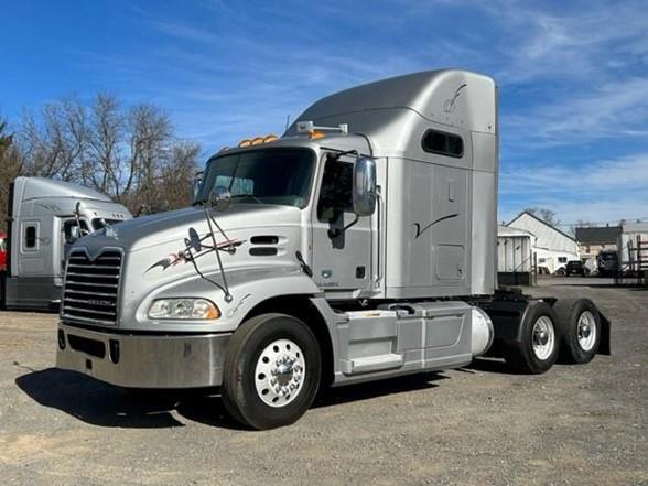 2014 Mack PINNACLE CXU613