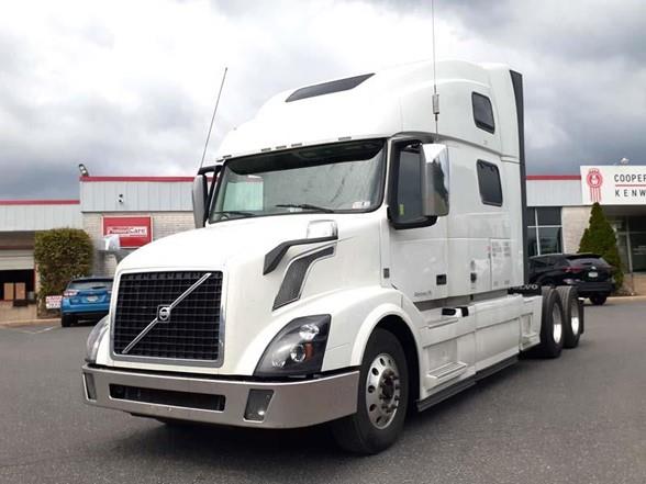 2018 Volvo VNL64T780