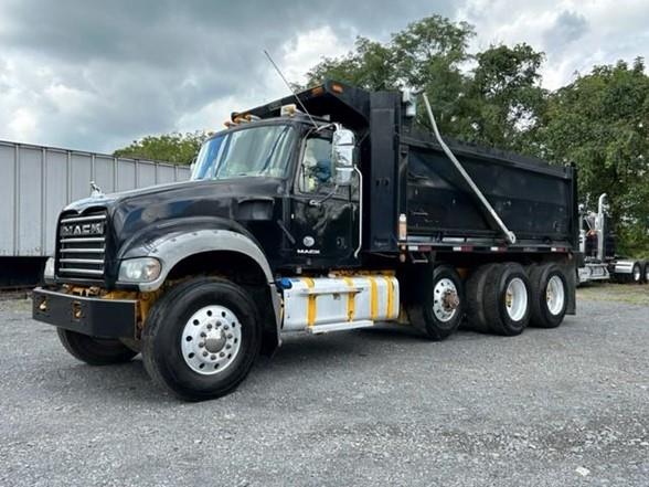 2016 Mack GRANITE GU713