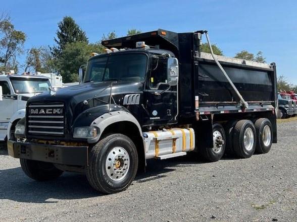 2017 Mack GRANITE GU713