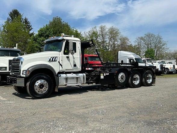 2012 Mack GRANITE GU713