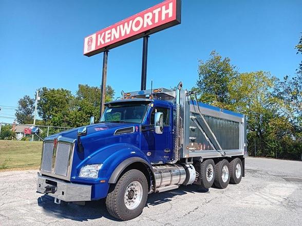 2025 Kenworth T880