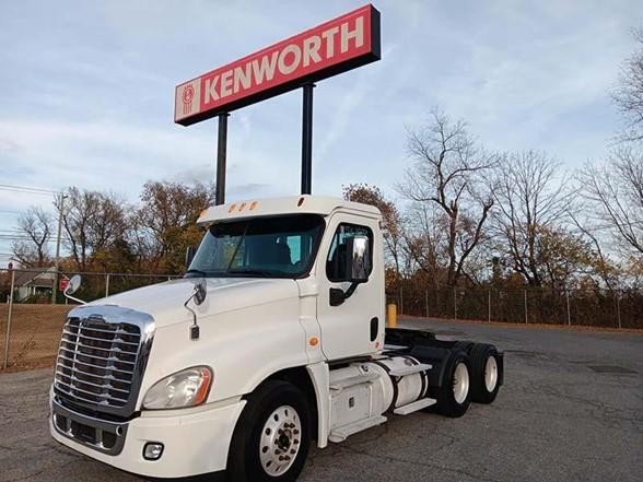 2013 Freightliner CASCADIA 125